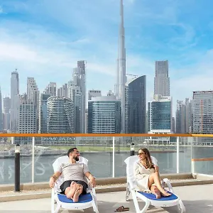 Unlock Waters Edge Dubaj